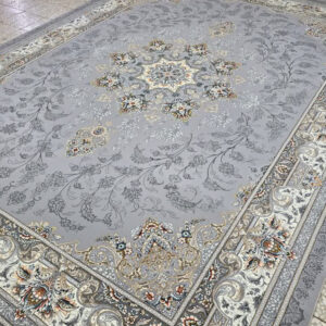 گیسو نقره ای فرش ماشینی 700 شانه کاشان